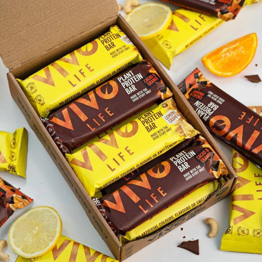 Vivo Life Plant Protein Bars in Lemon and Cashew flavor, energy snack with lemon slices and cashews on packaging.